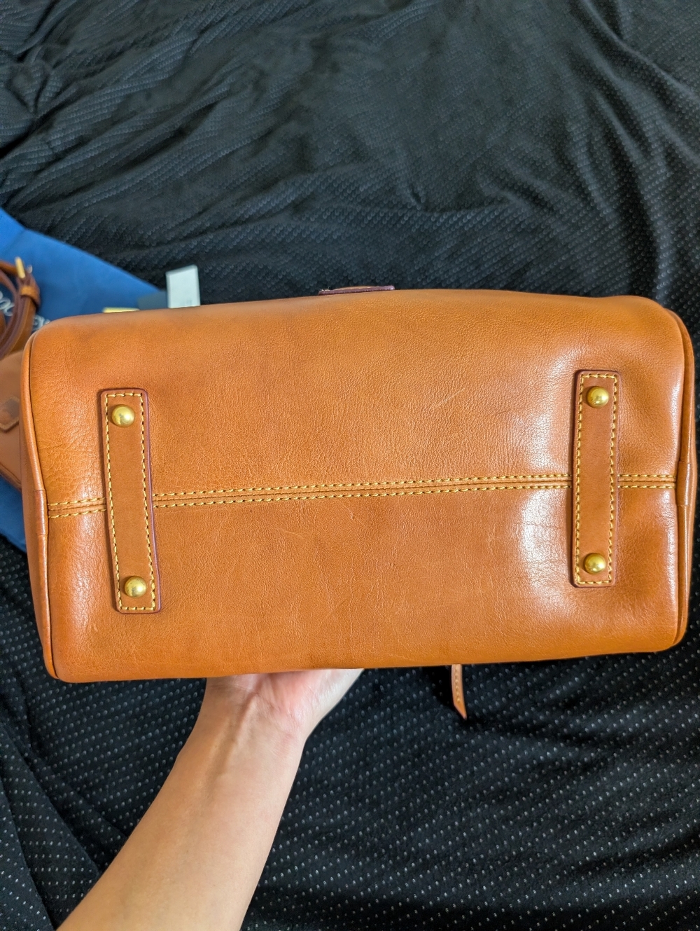 Dooney & Bourke Florentine Barrel Satchel And Kiss lock Pouch - Picture 7 of 13